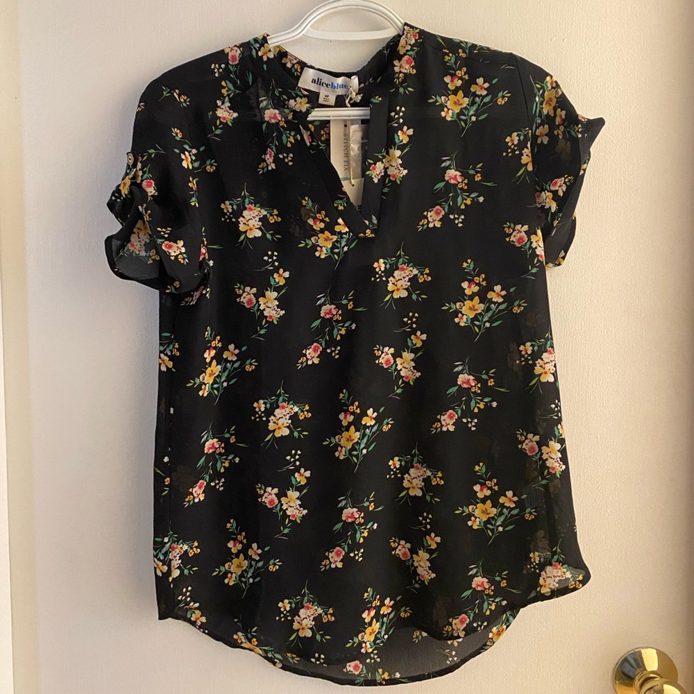 NWT Alice Blue: Toma Floral Short Sleeve Blouse SP